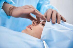 جراحی بینی با نتیجه طبیعی و ماندگار